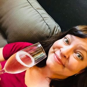 Meet your Posher, Desiree